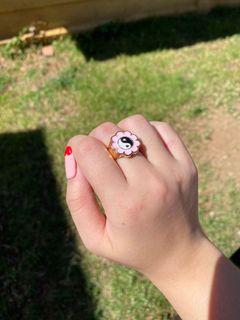 yin yang flower shaped signet ring