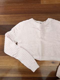 🌸 Ribbed crop sweater 🌸
