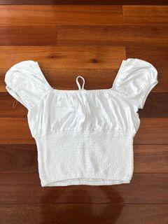 ⭐️ White boho off-the-shoulder crop ⭐️