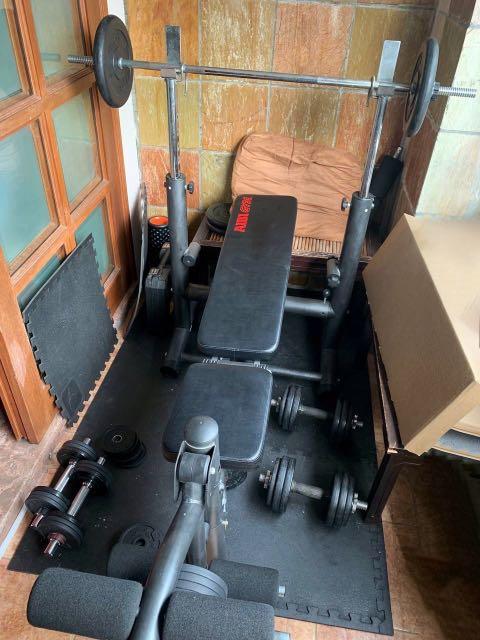 Bench press hotsell floor mat