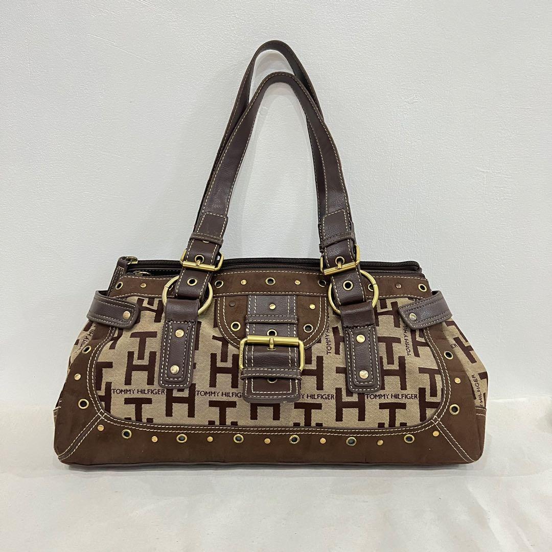 the marc jacobs pouch