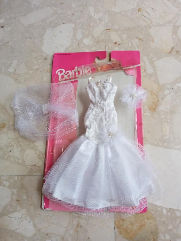 green emerald velvet dress Barbie: Fashion Avenue Doll Dresses
