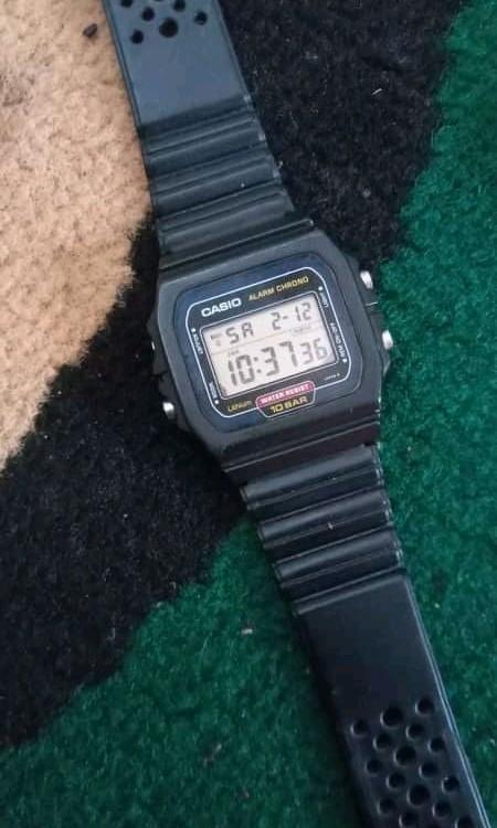 Casio vintage w-720 Rare, Fesyen Pria, Jam Tangan di Carousell