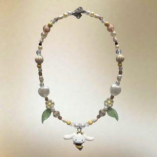 cinnamorrol sanrio honey bee leaf brown beaded necklace