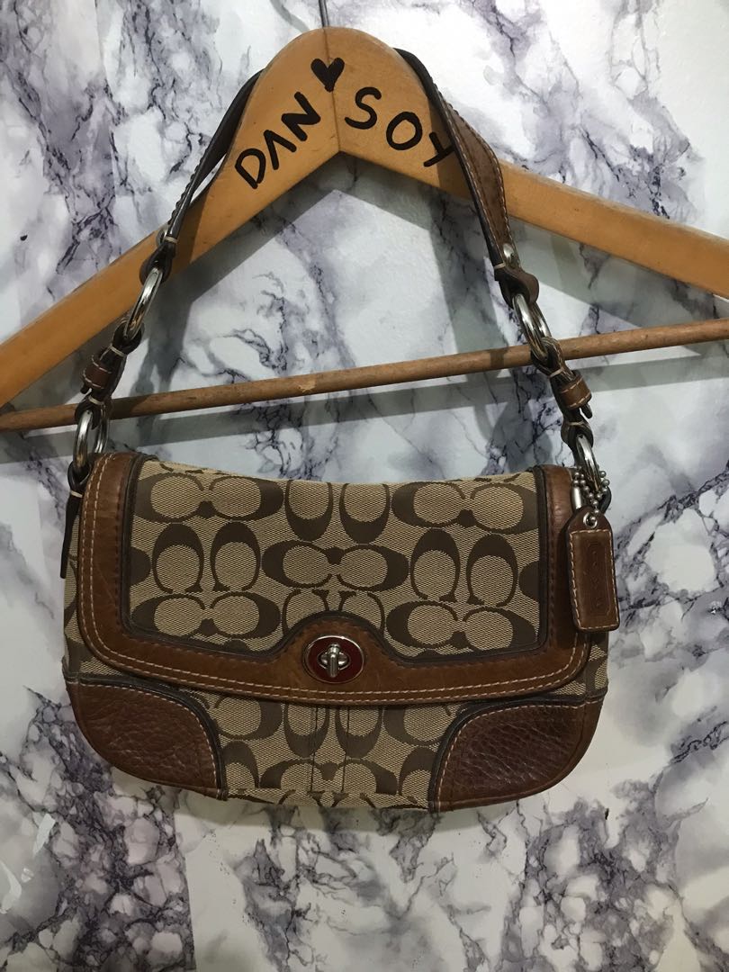 baguette purse coach