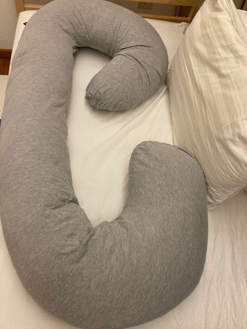 Cshaped Pregnancy Pillow Leachco brand, Babies & Kids, Maternity