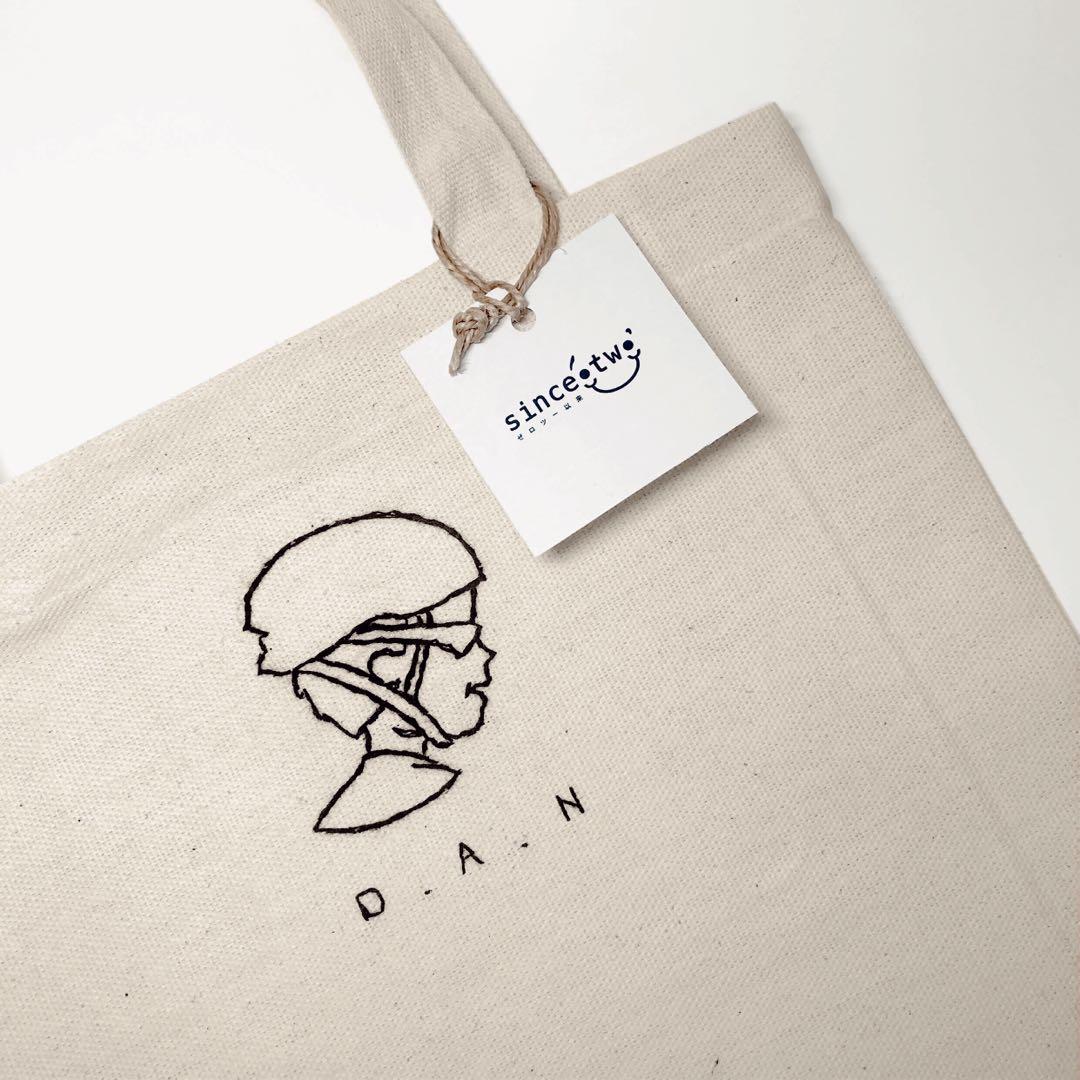 Customize tote bag hand sewn embroidery canvas totes character