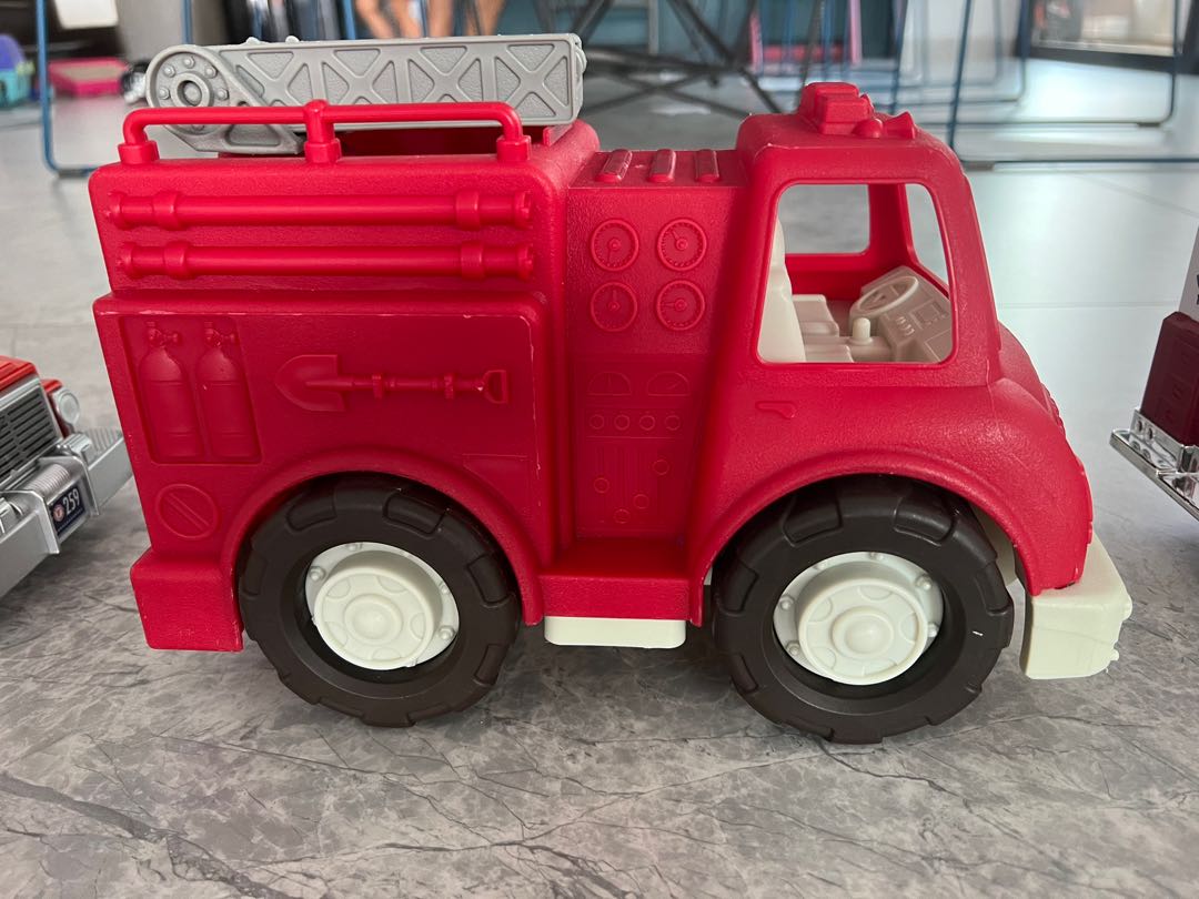 fire-engine-25cm-hobbies-toys-toys-games-on-carousell