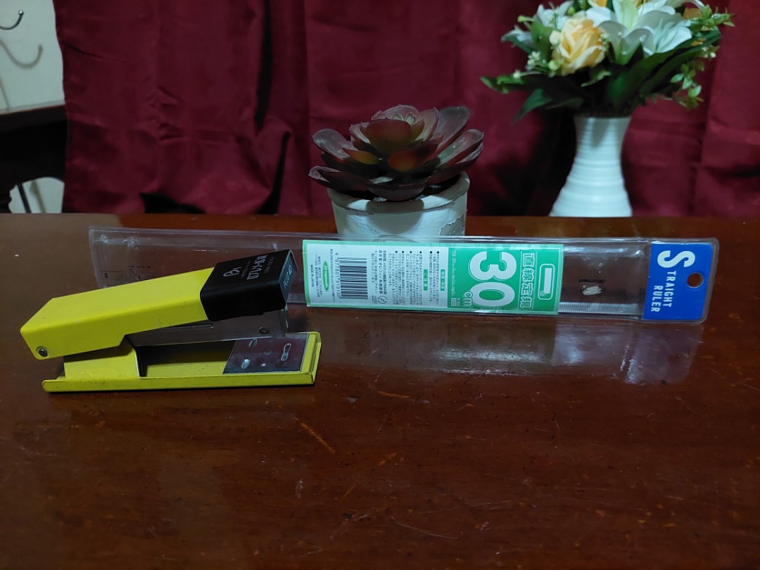 Heavy duty stapler and Ruler, Hobbies & Toys, Stationary & Craft ...