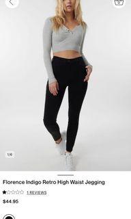 HIGH WAISTED JEANS