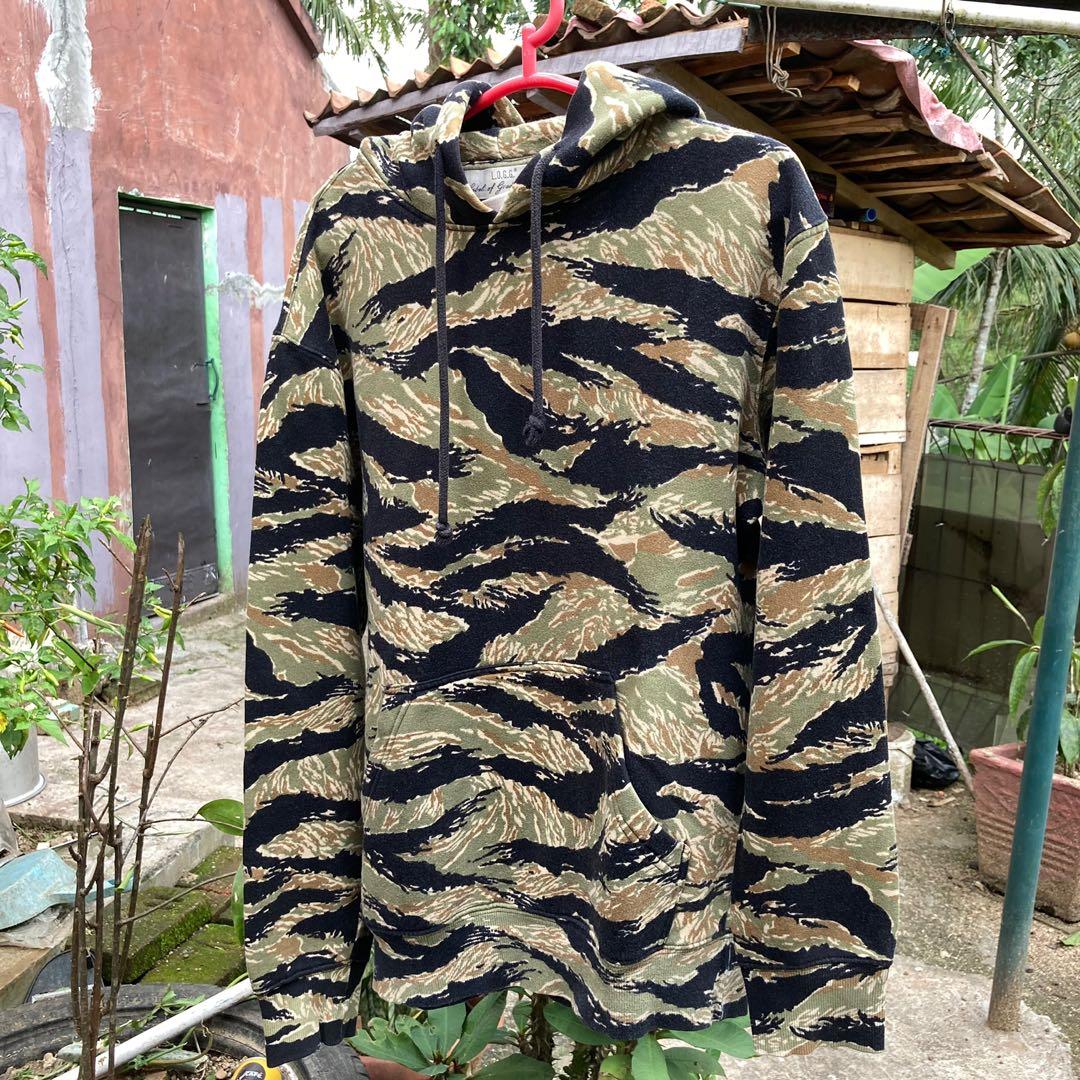 H&m camo sweater outlet