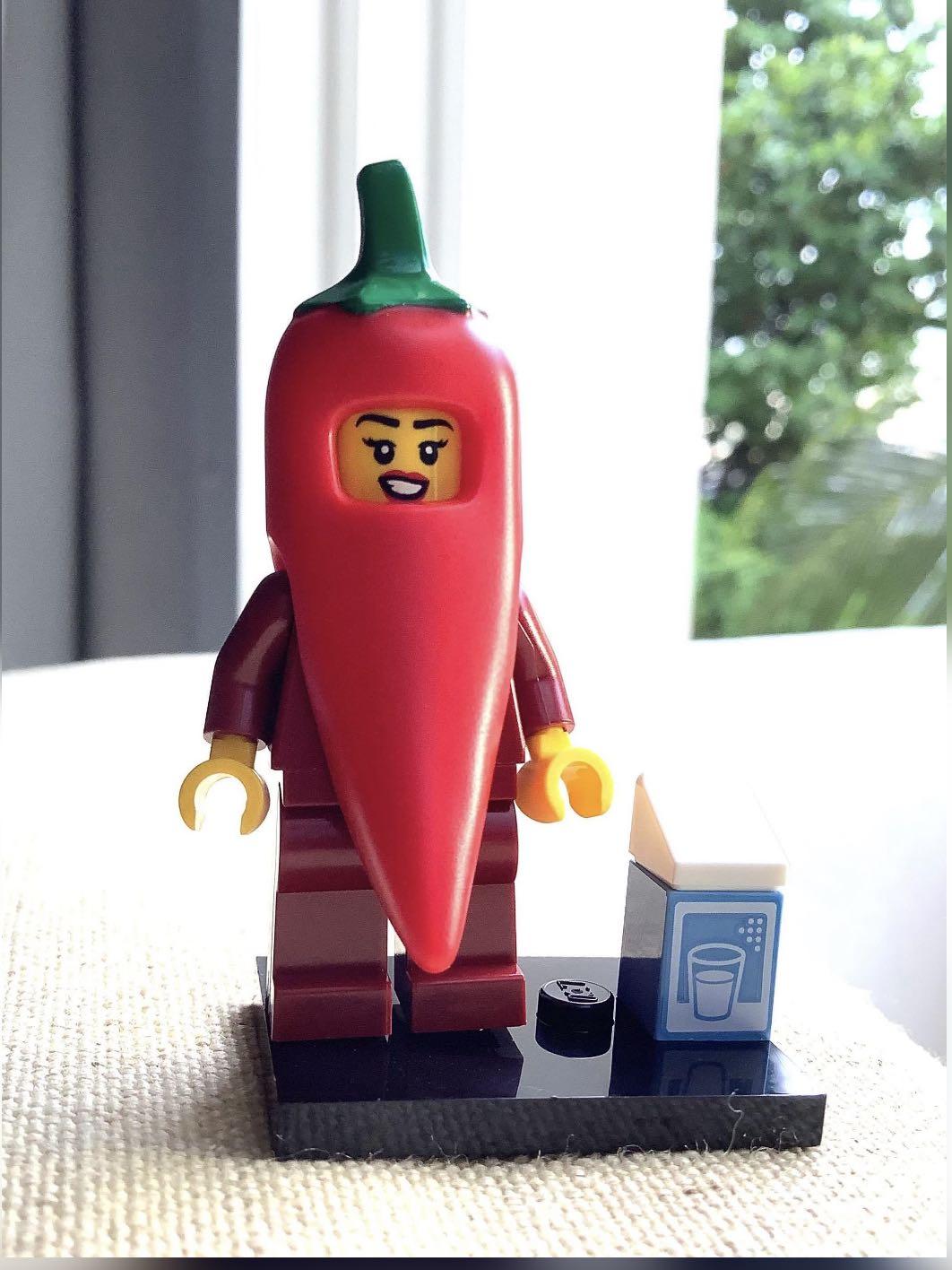 Lego Minifigures Series 22 - Raccoon & Chilli Costume Fans Set, Hobbies ...