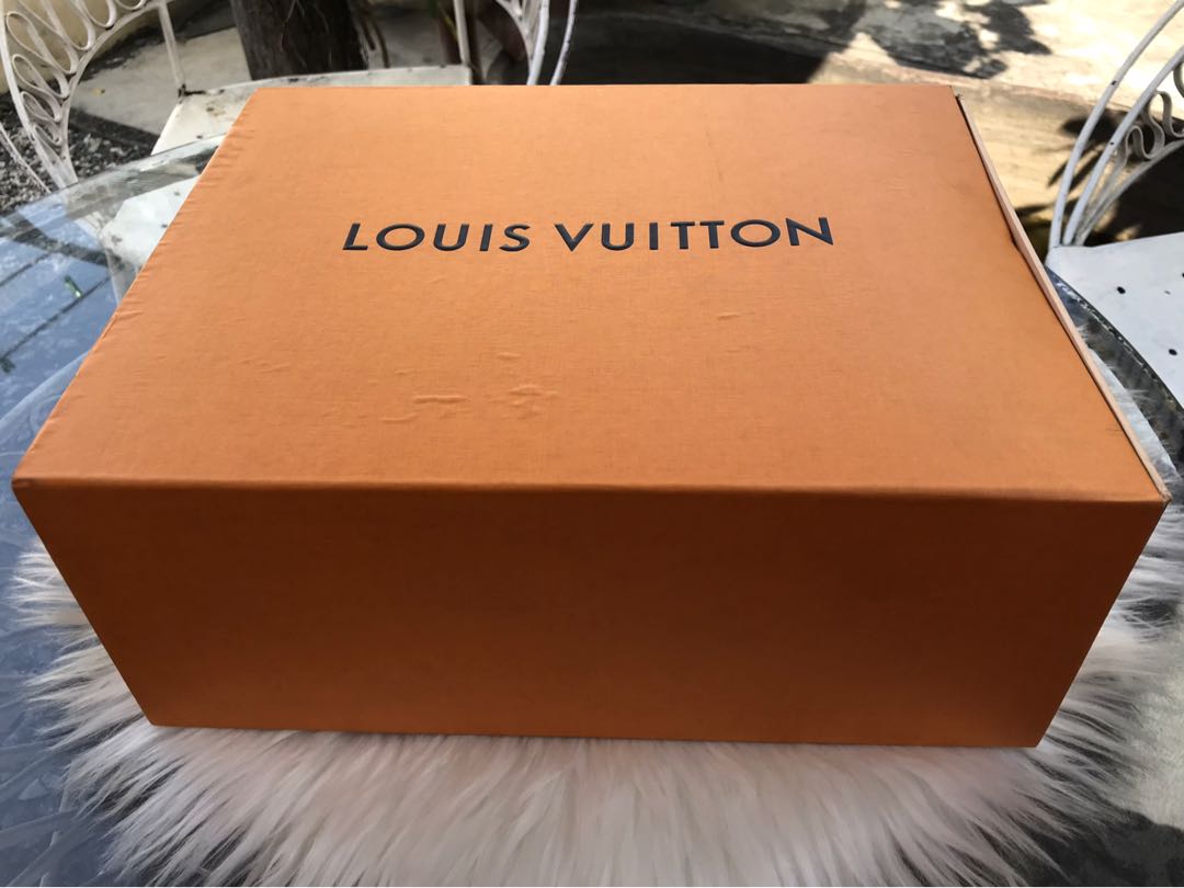 Louis Vuitton Box #5, Luxury, Bags & Wallets on Carousell