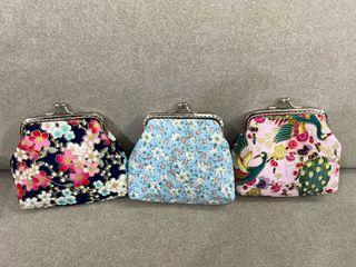 Mini coin pouch