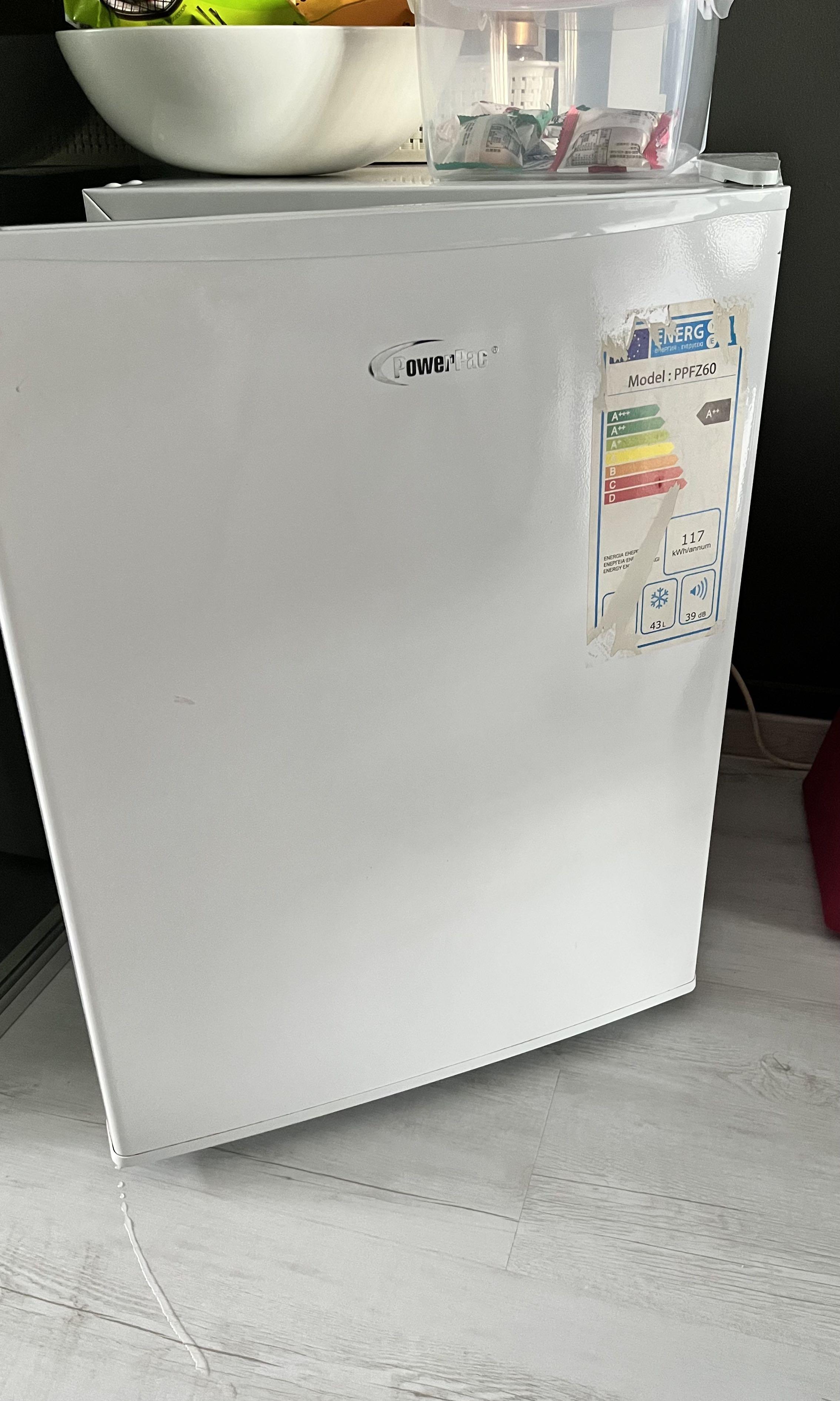 Mini Freezer 60L, TV & Home Appliances, Kitchen Appliances