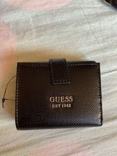 (Category: ) located in . Submitted by tee.bags (Listing ID 1144457555, Image 1). Description: .