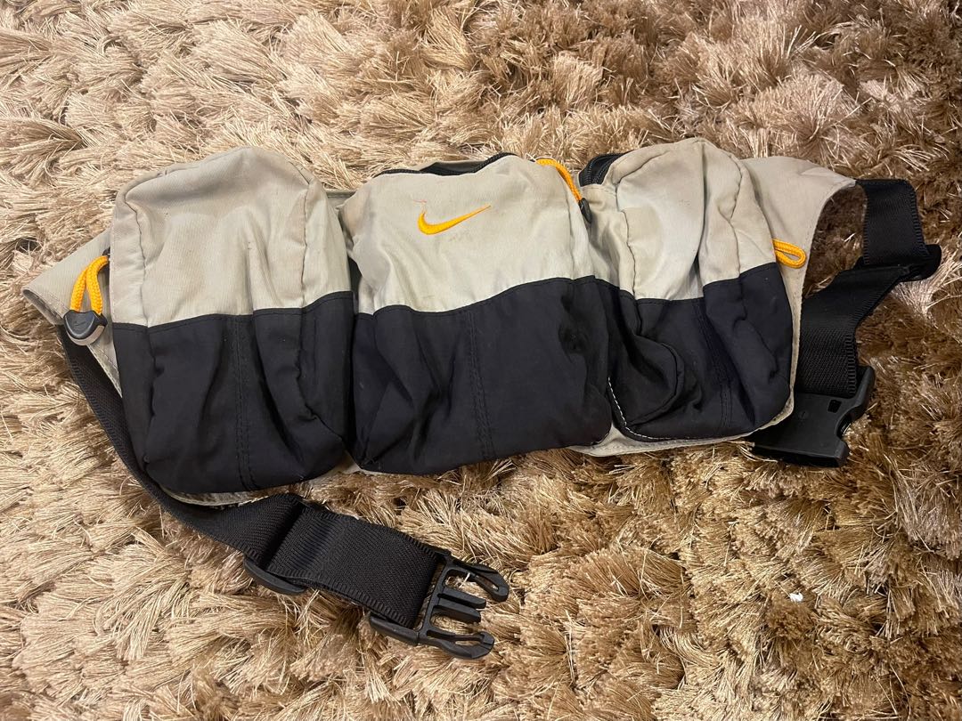jd sports nike pouch