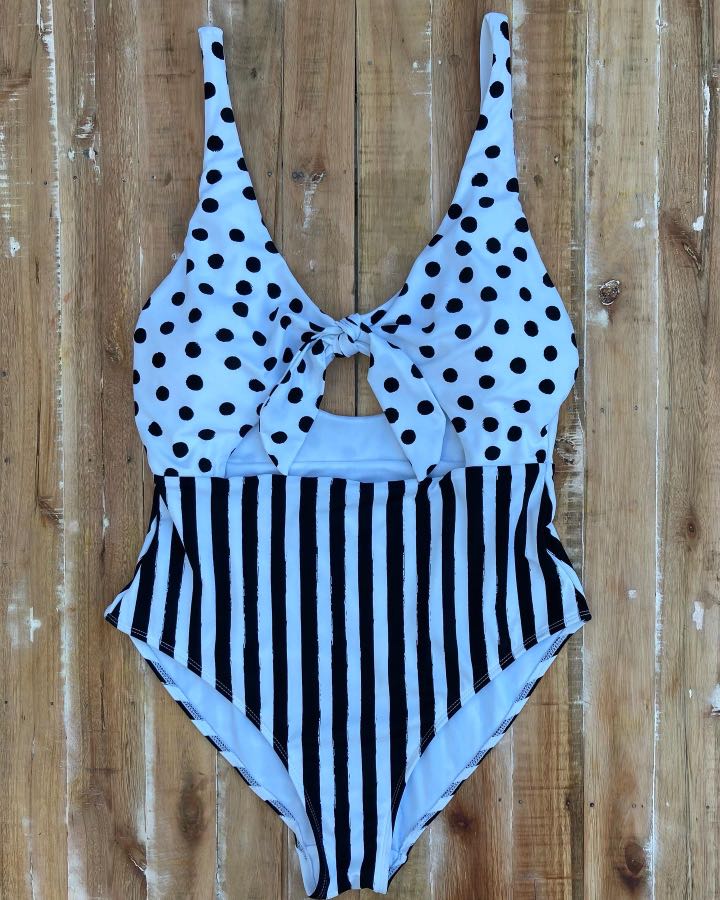 NOBO Polka Dot & Stripe One-Piece, Women's Fashion, Swimwear, Bikinis &  Swimsuits on Carousell