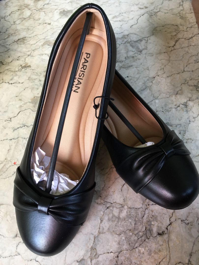 Parisian black shoes outlet