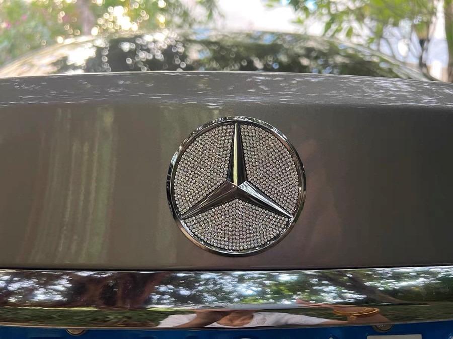 Mercedes benz best sale rhinestone emblem