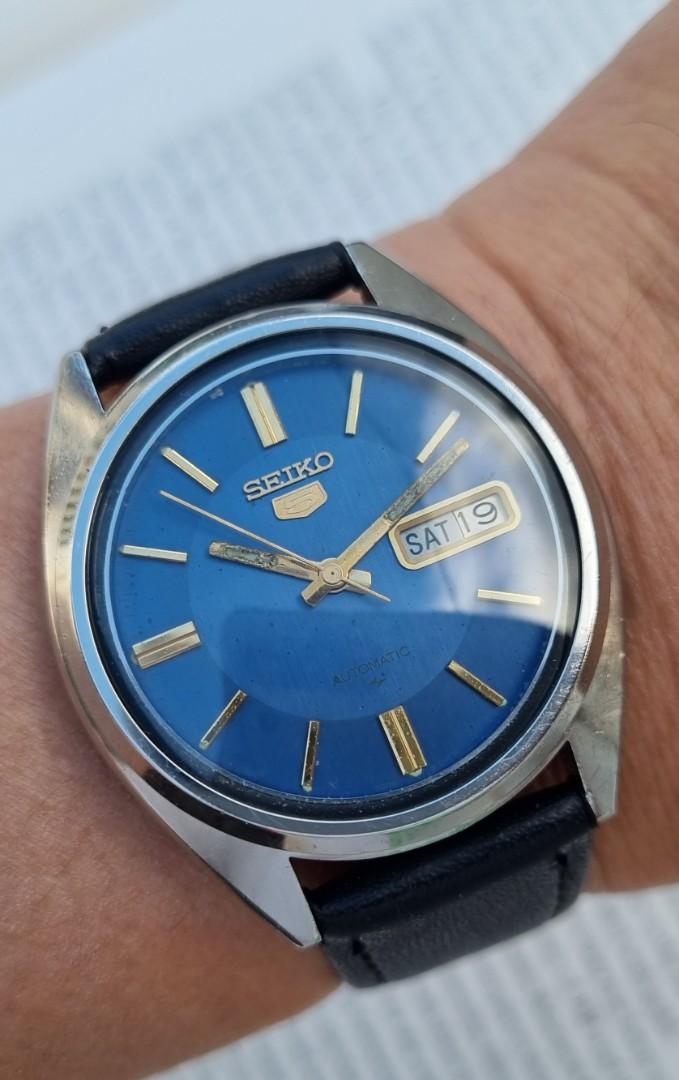 Seiko 7009-8740 blue dial mens automatic watch, Men's Fashion, Watches &  Accessories, Watches on Carousell