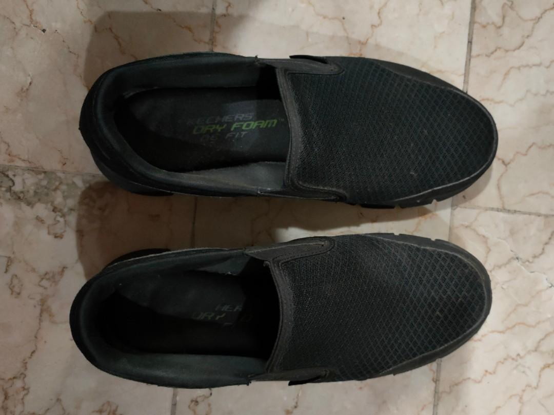 Skechers Dry Foam, Men's Fashion 
