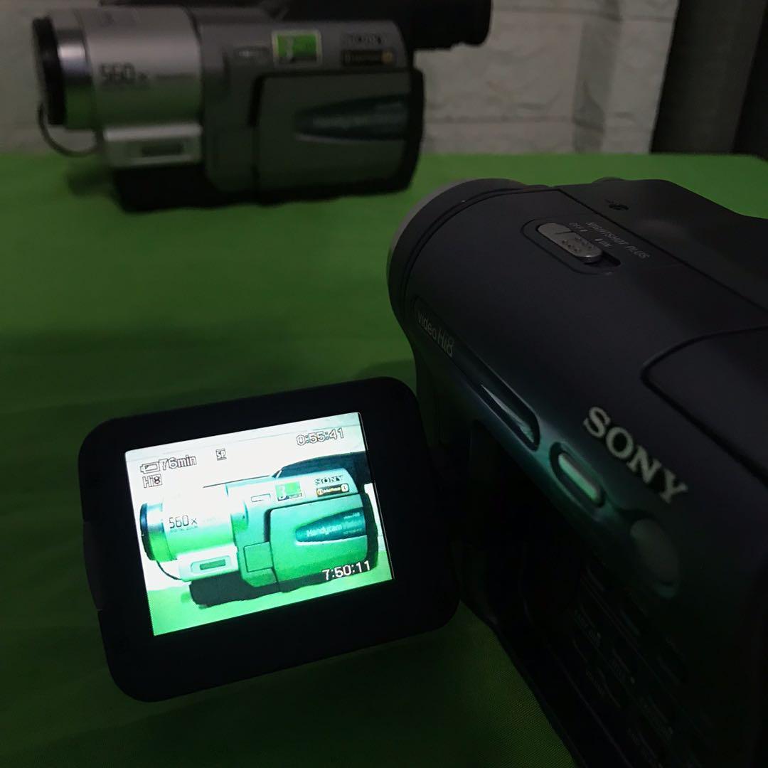 A Sony hi-8 camcorder type CCD-TRV228E Pal, no charger, comes with