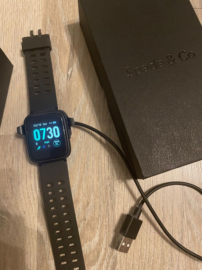 (768087) Spade & Co Smart Watch, Mobile Phones & Gadgets, Wearables