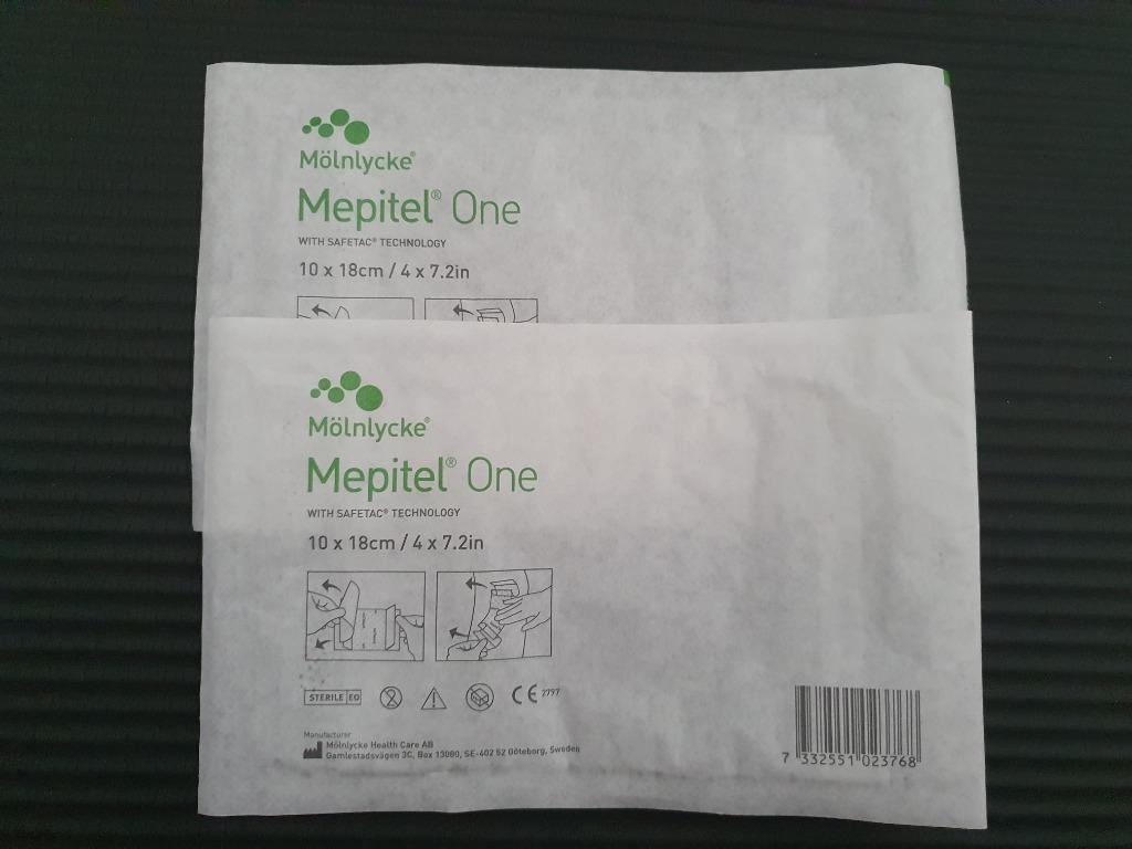 Tegaderm Film (NEW) + Mepitel One (NEW) + Mepilex Border Sacrum (OLD