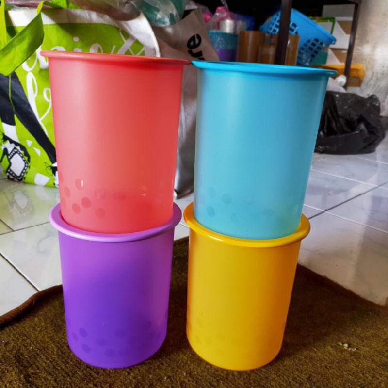 Tupperware Cookie Canister *One-Touch Liquid & Air Tight, TV & Home  Appliances, Kitchen Appliances, Water Purifers & Dispensers on Carousell