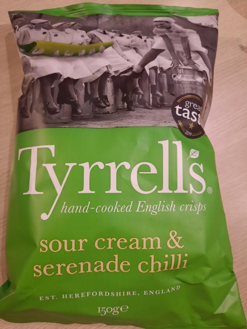 Tyrrells English crisps Sour cream & serenade chilli chips, 嘢食 & 嘢飲, 包裝