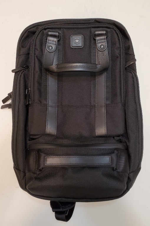 Victorinox bellevue 17 store