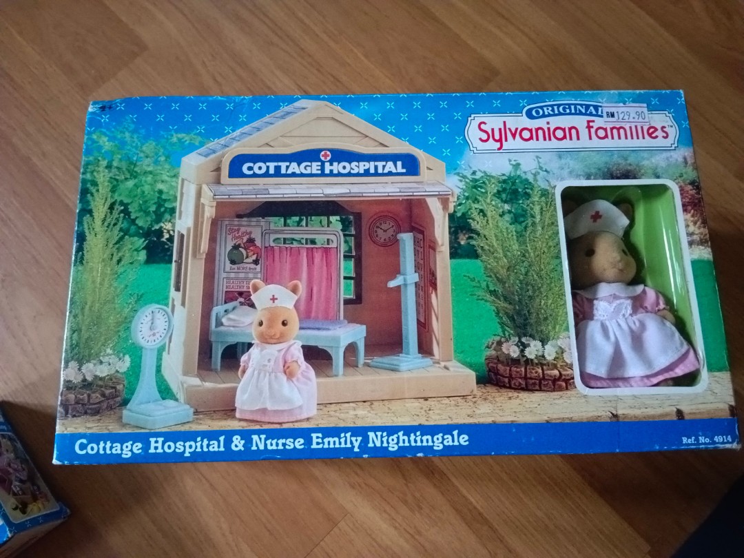 Sylvanian Families Hospital and Nurse Original TOMY Rare vintage New and boxed 