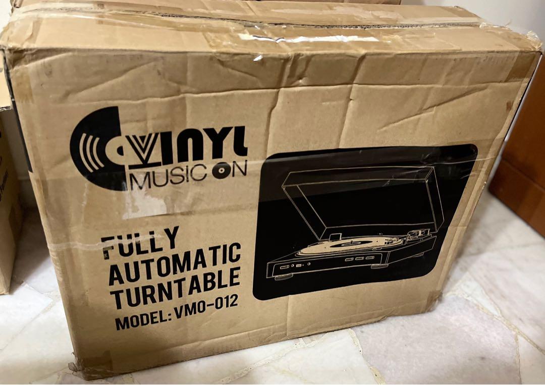 🔥 🔥 SALE VINYL MUSIC ON FULLY AUTOMATIC TURNTABLE MODEL VMO012