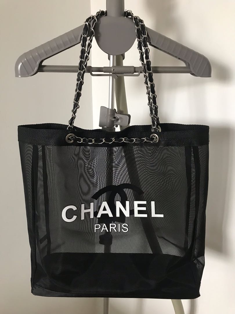 Vip gift chanel totebag Fesyen Wanita Tas Dompet di Carousell