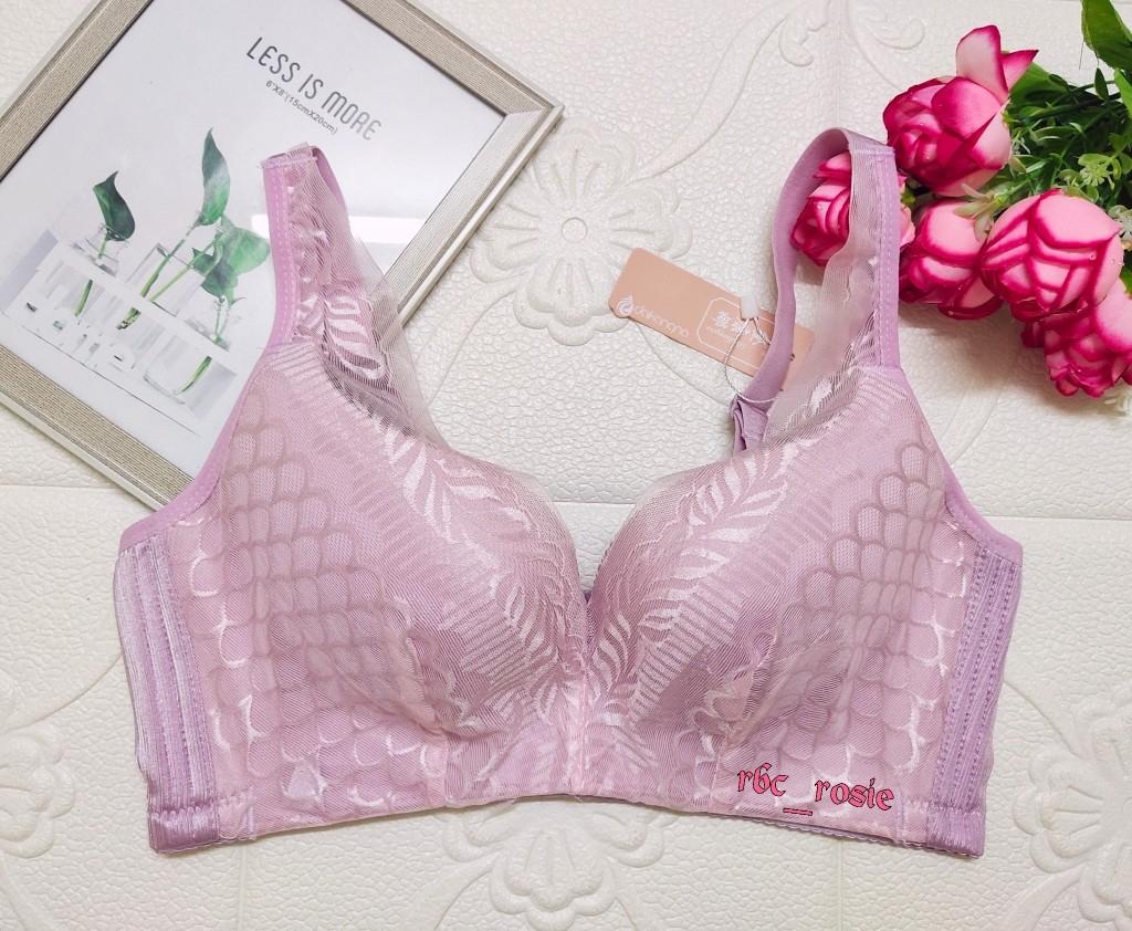 40A/40B (90A/90B) Push Up Bra - NEW ITEM, Women's Fashion, Tops, Other Tops  on Carousell