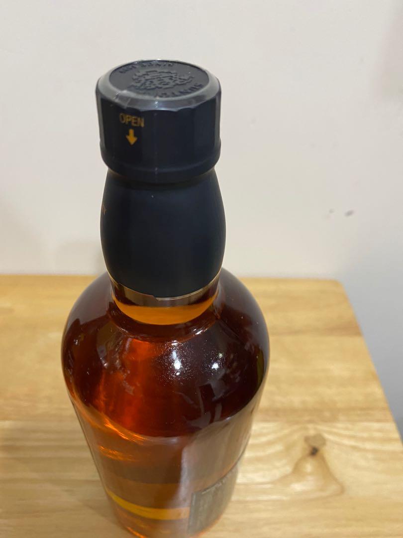 北杜12年威士忌660ml 有兩支(no box) 市場罕有,高水位已經絕版。, 嘢