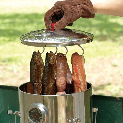 新品未使用　Coleman STAINLESS SMOKER II Amazon.co.jp: Coleman 2000026791 Stainless Steel Smoker 2