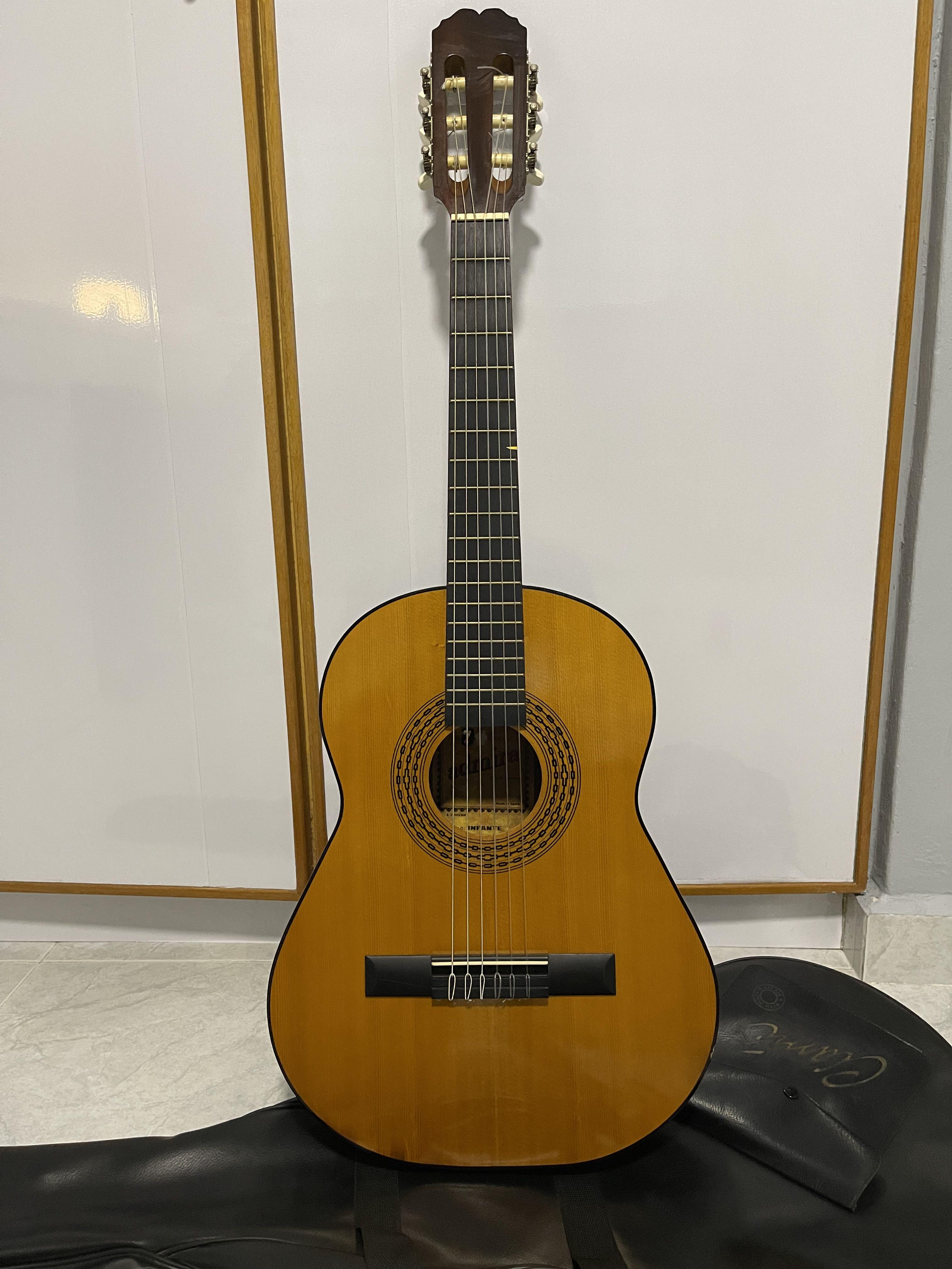 Or Disgraceful Contain Admira autentica guitarra, KELLER-ESPANA, Made in Spain, A-20015368,  modelo:CONCERT BM classic guitar, Hobbies & Toys, Music & Media, Musical  Instruments on Carousell