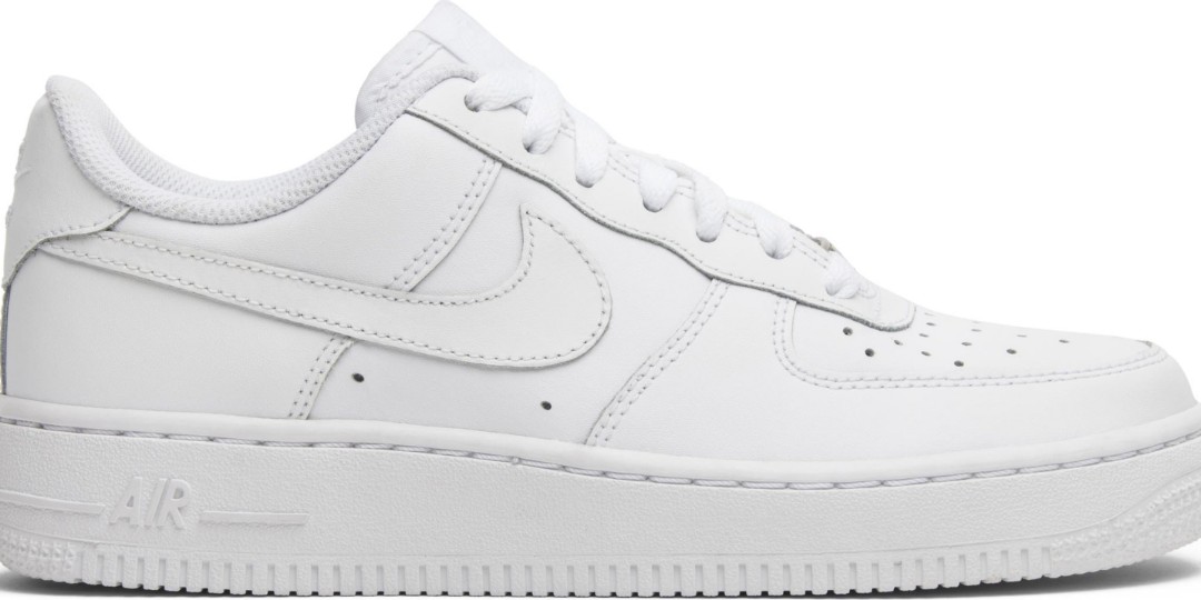 Air Force 1 GS White/White, Women's Fashion, Footwear, Sneakers on Carousell