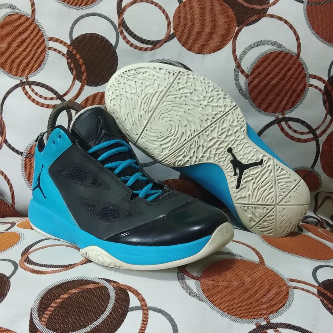 AIR JORDAN 2011 Q FLIGHT Olah Raga Perlengkapan Olahraga