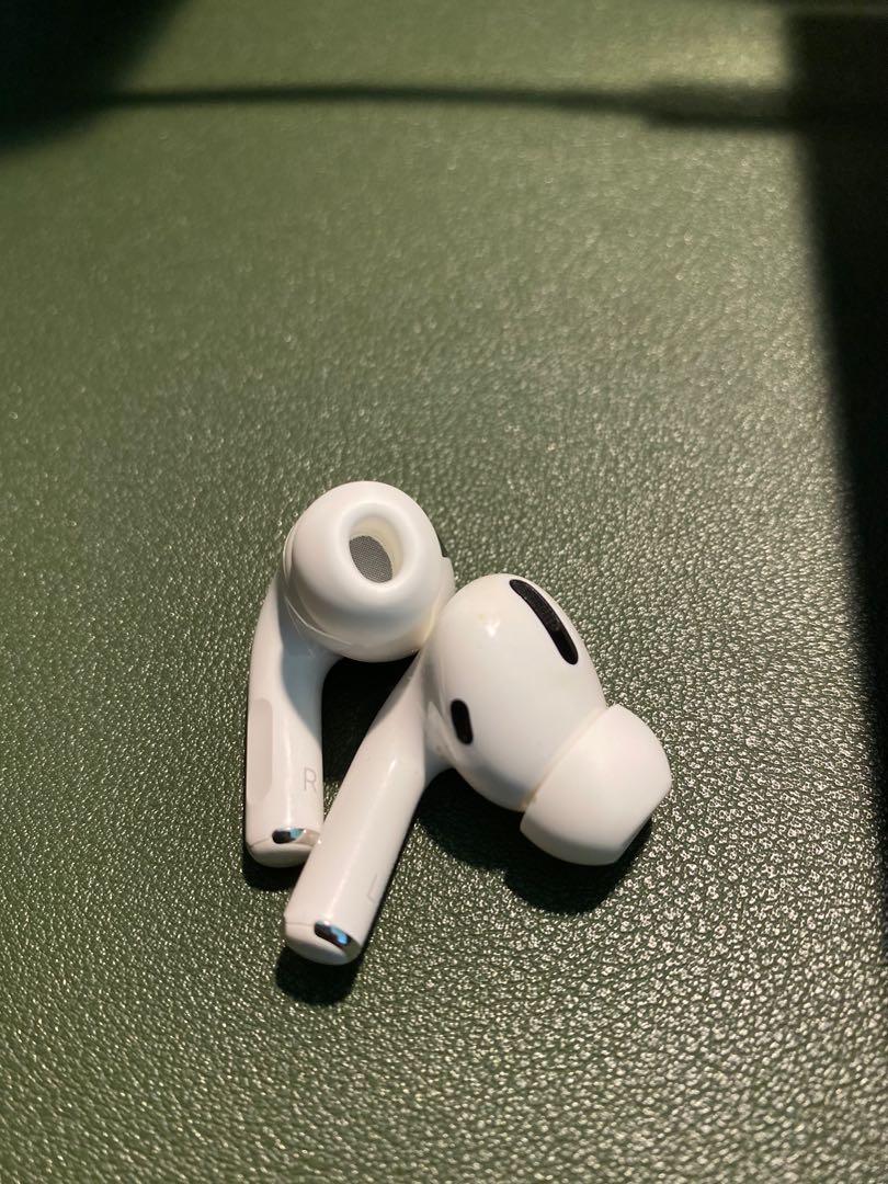 Apple AirPods Pro - Earbuds ONLY, Audio 