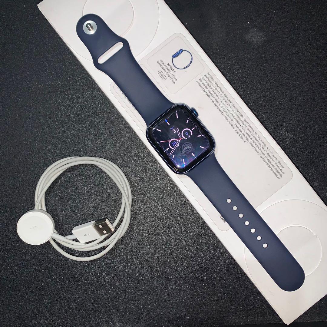 Deep navy sport hotsell band apple watch