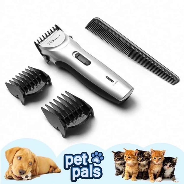 Baoli Pet Grooming Kit (Category: Homes & Other Pet Accessories) located in Pasay City. Submitted by meostore (Listing ID 1141256054, Image 3). Description: Item is in great condition, never used at all, for dogs grooming! Pm for more details. Note: WALA SCISSOR KASAMA. Features: ✅Serves as Fur Trimmer ✅Electric type ✅Safe for pets Inclusions: 1 x Pet Razor 1 x Fur Comb 1 x Charger 1 x Box.