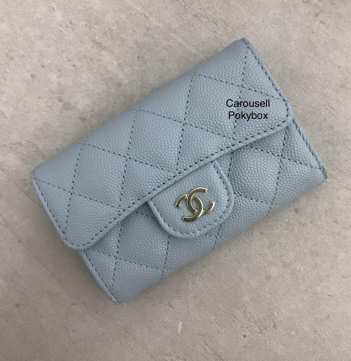 Chanel 22P pink grained calfskin zippy wallet