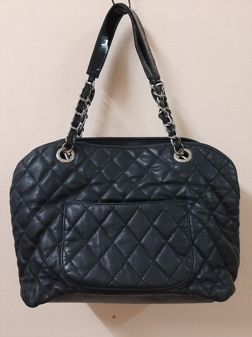 black chanel deauville tote large