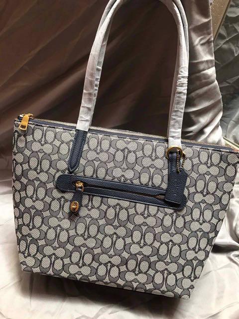 Coach taylor tote in signature clearance jacquard