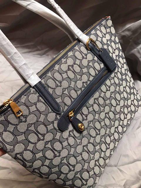 CNY SALES Coach Taylor Tote in Signature Jacquard