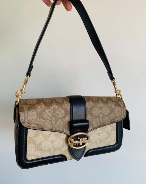 Coach Shoulder Bag In Blocked Signature Canvas 5509 Khaki