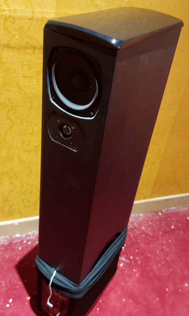 Definitive Technologies BP7004 bipolar speakers, Audio, Soundbars